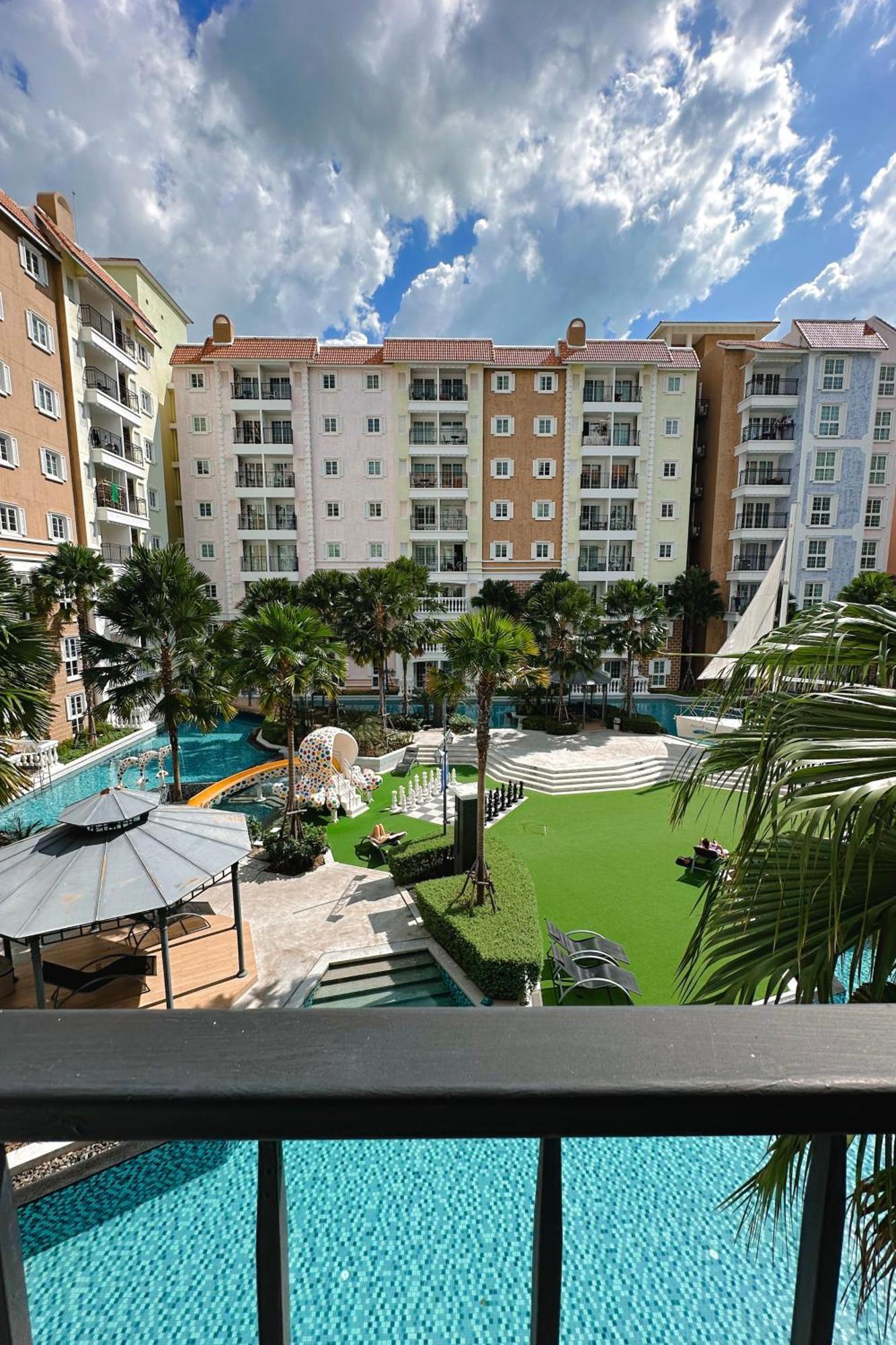 Seven Seas Cote D'Azur Jomtien Pattaya Amazing Pool Appartement Na Chom Thian Buitenkant foto